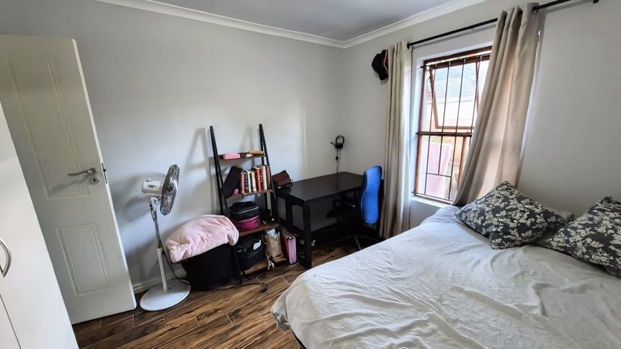 To Let 2 Bedroom Property for Rent in Table View Western Cape